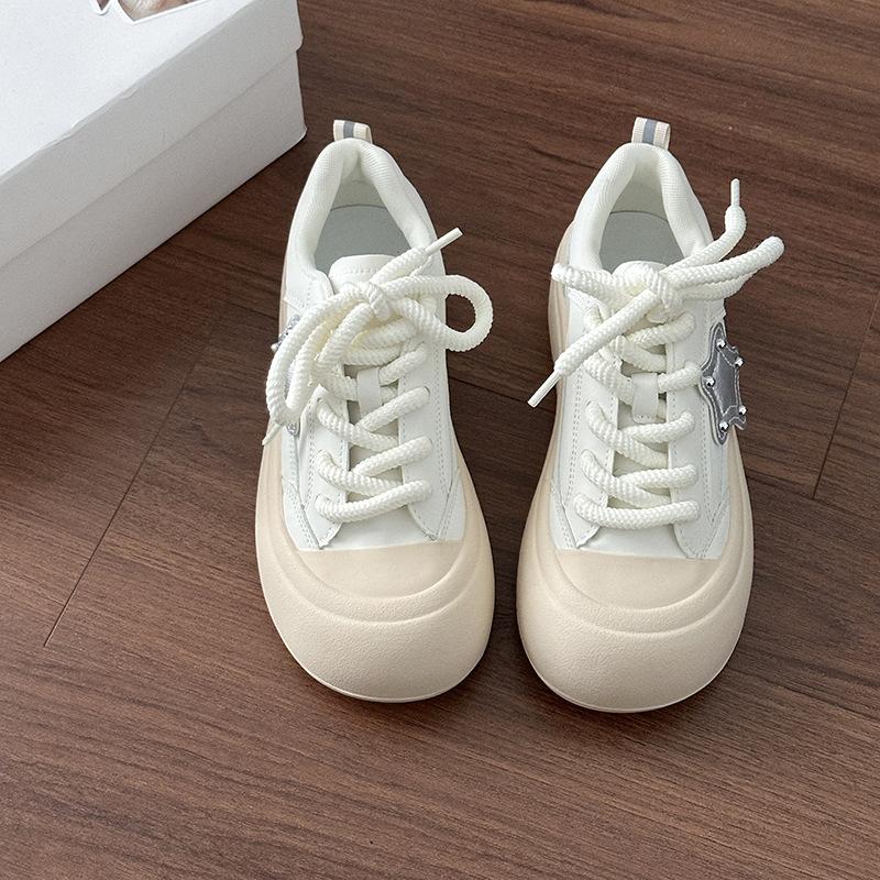 

Fashion leather surface star casual little white shoes women s autumn and winter Korean version versatile round head soft sole German training sport 40