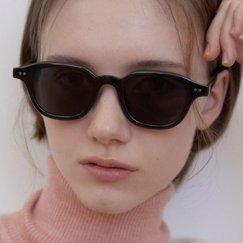 

One Brilliant Khloe-OB499-Black FREE