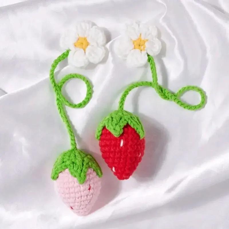 1pc Universal Auto Interior Pendant Car Strawberry Styling Ornaments Car Rearview Mirror Decroative Lanyard Car Accessories