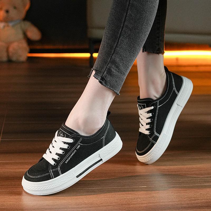 Fashion Comemore 2024 Spring New Canvas Shoes Women Flat Sports Leisure Women Shoe Soft Bottom Comfortable Black Cloth Shoes Sneakers 40