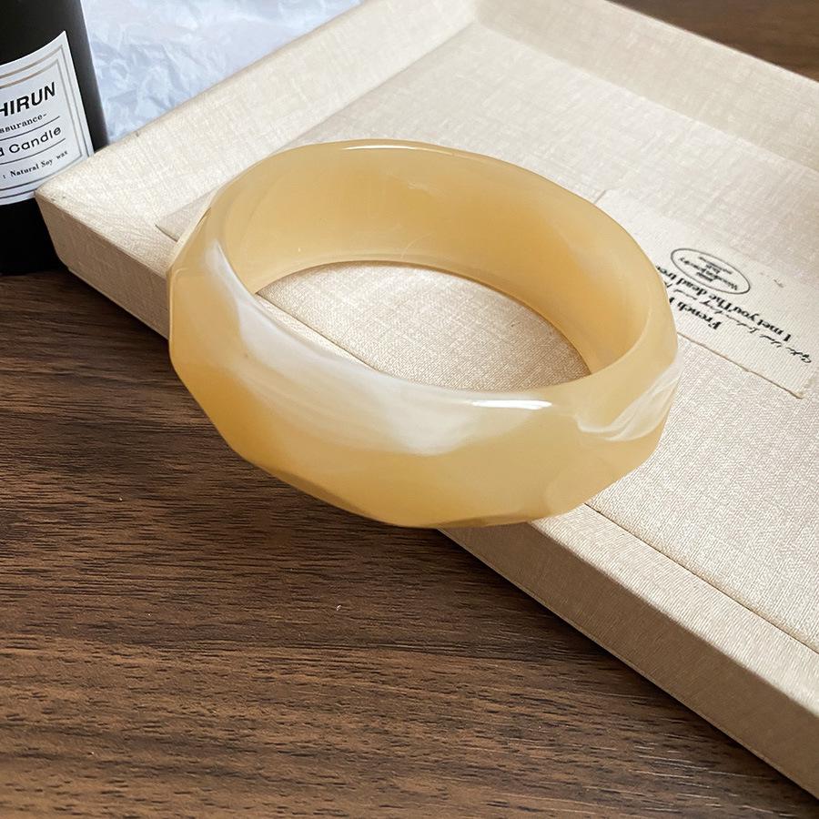 Dopamin Ombre Geometrischer Harzarmreif: High-End Europäischer & Amerikanischer Nischen-Modeschmuck