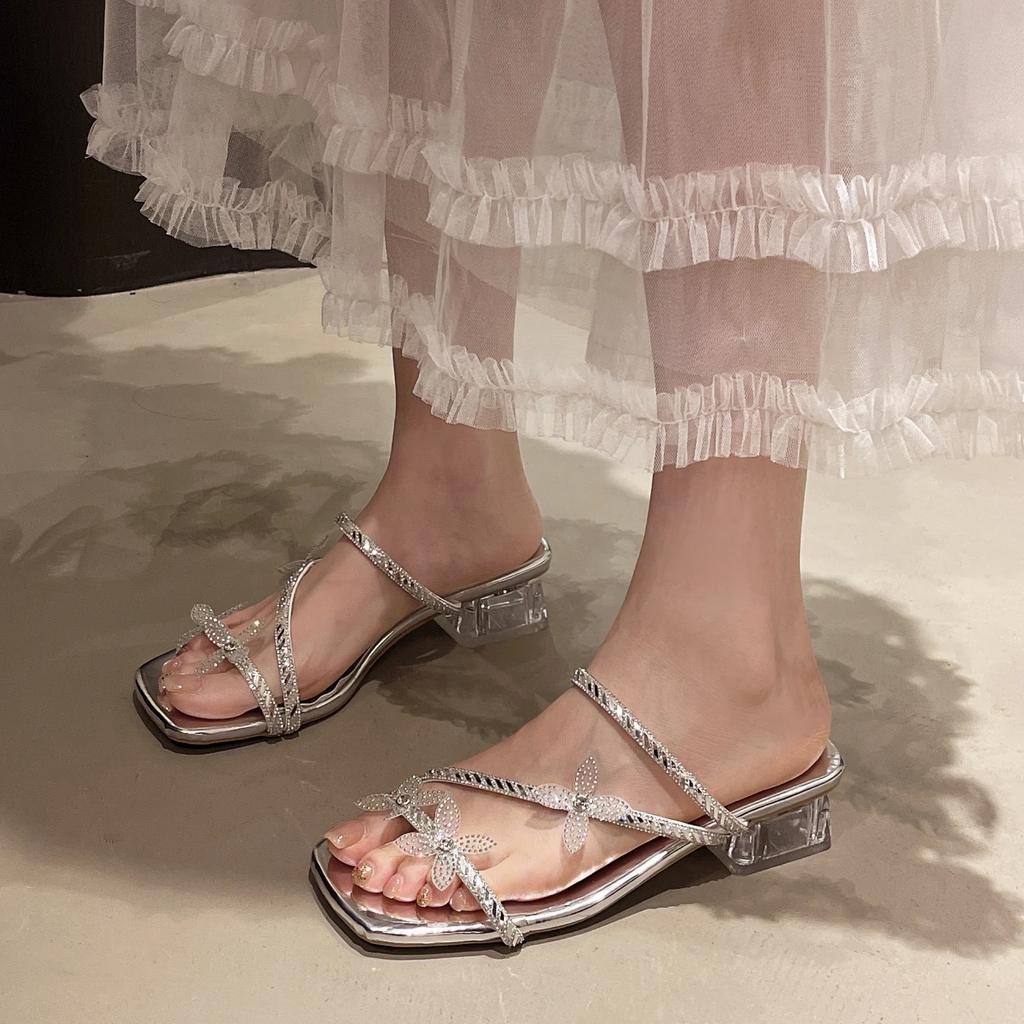 Fashion Luxury Glitter Butterfly Decoration Slip On Sandals Women 2025 Summer Square Toe Medium Heel Slides Fashion Clear Heel Slippers