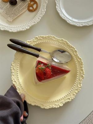 Ele Relief Cerc Dert Plate French Sle Underglaze Color Bordered Ape Cry Sweet Di Vintage Inspired Plate