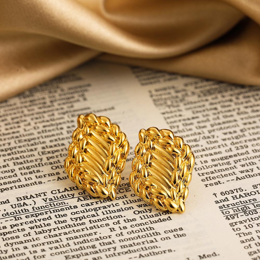 

Creative Metal Braided Leaf Earrings for Women Gold Plated Small Geometric Earring Studs Vintage Zircon Party Gifts