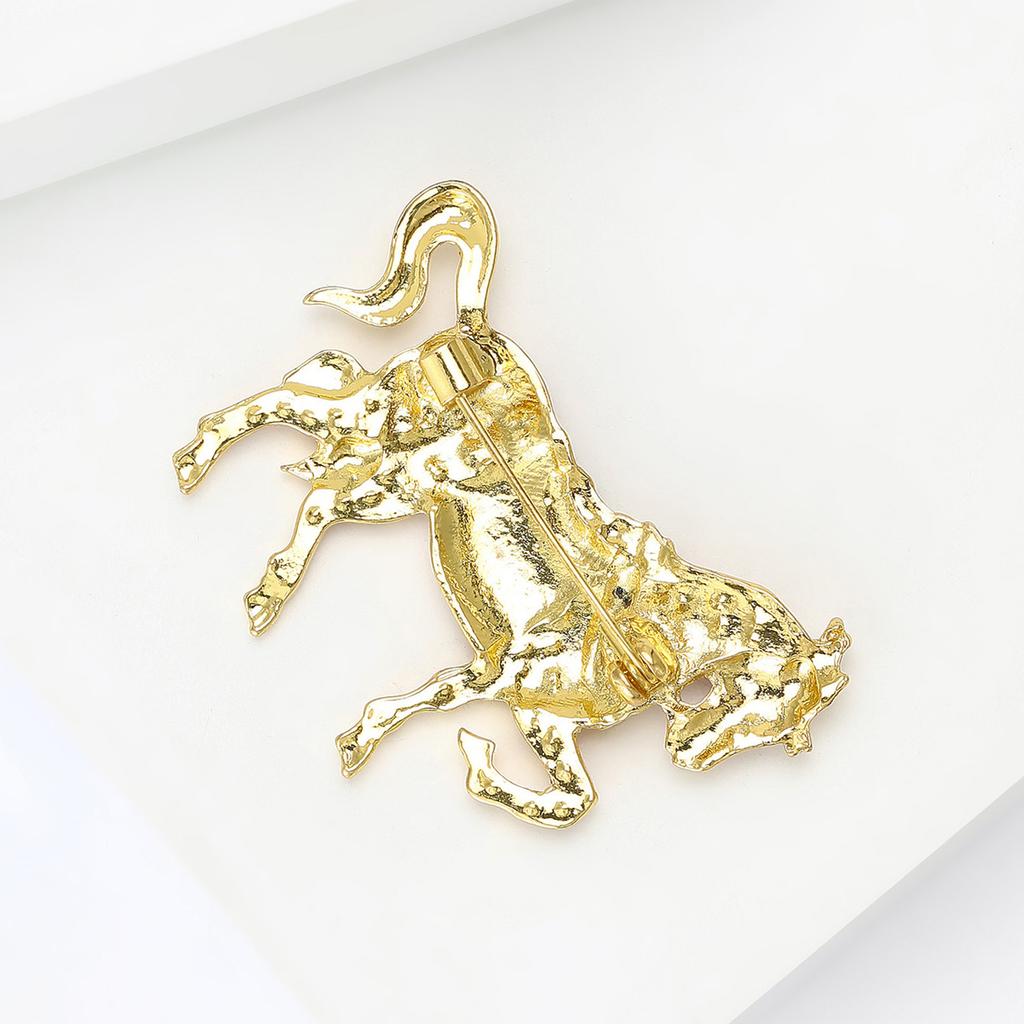 Enamel Horse Brooch for Women Animal Lapel Pins Party Accessories Valentine's Day Gifts