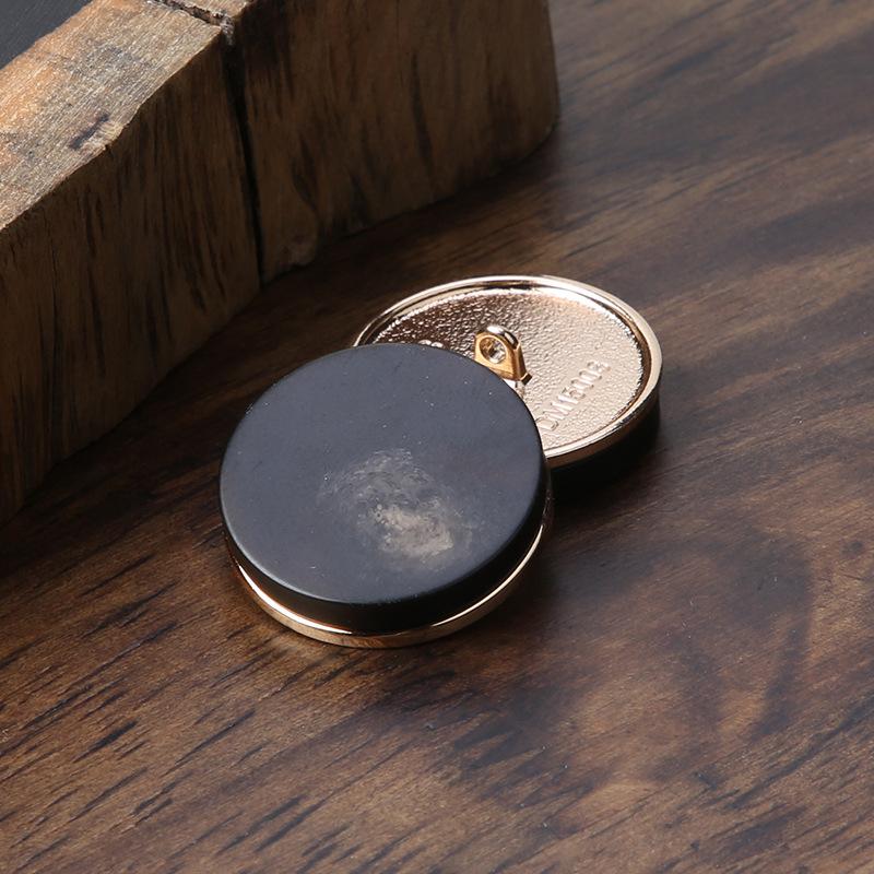 

Высококачественные узорчатые пуговицы для тренчкотов, мужские и женские пальто, пальто, свитера, пуговицы, аксессуары, круглая детская одежда, маленькие пуговицы Black * 28L = 18.0 MM * Round