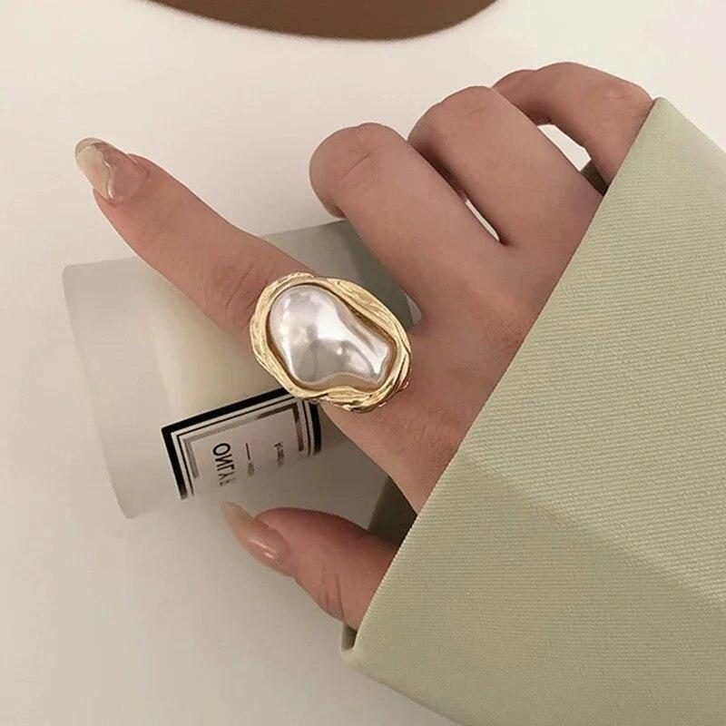 Exquisite Irregular Pearl Ring Korea Gold Color Metal Adjustable Ring For Woman Ins Minist Style Jewelry Girl Gift