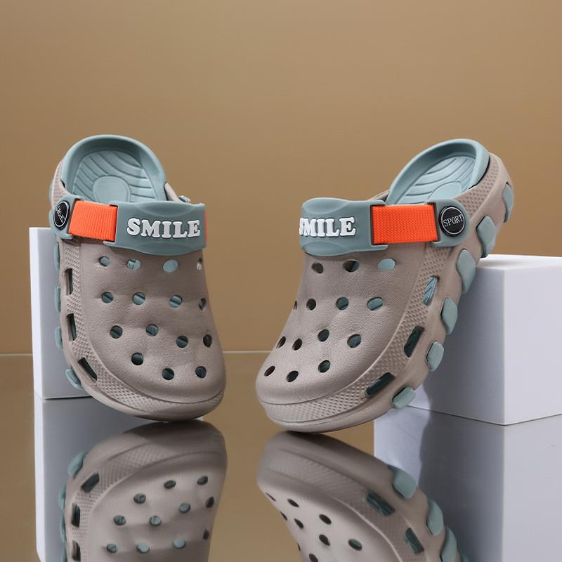 Eva Lightweight Breathable Childrens Hole Shoes For Boys Summer Casual Beach Sandals