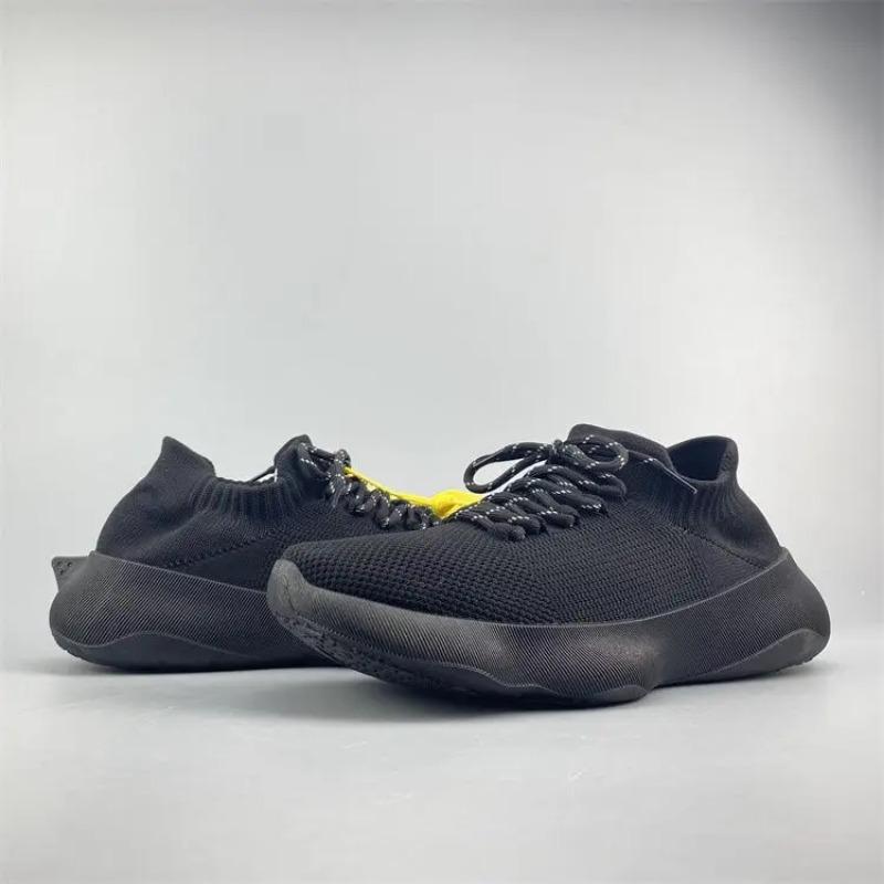 Sales Men's Shoes, Summer Couple's Shark Shoes, Fly Woven Breathable Mesh Shoes Tenis Masculino