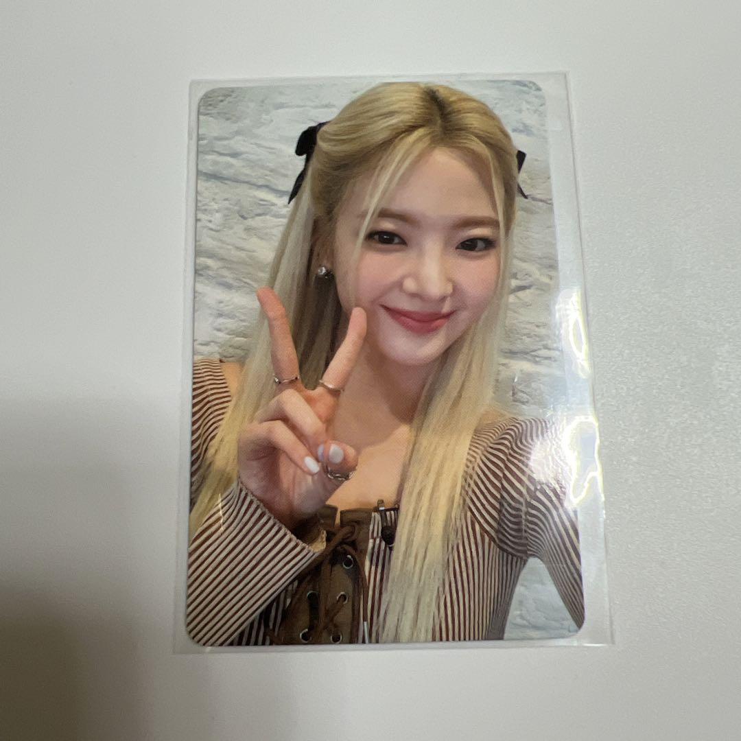 

[USED] ITZY Leah RINGO Osaka venue exclusive trading card