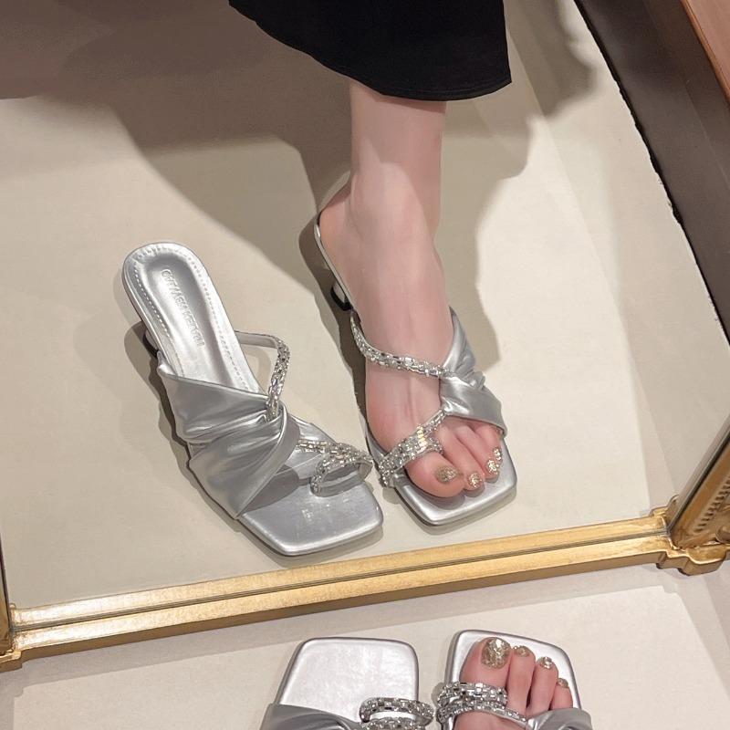 Fashion Women's Slippers Ladies Sandals on Word Tide Shoes Outside High Heel  White Open Toe Slides Footwear Non Slip Trend  Sandales