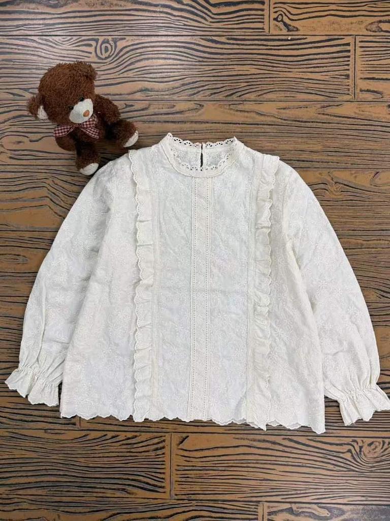 Spring 2026 Japanese Lace Embroidered Loose-Fit Women's Long Sleeve Pullover Shirt