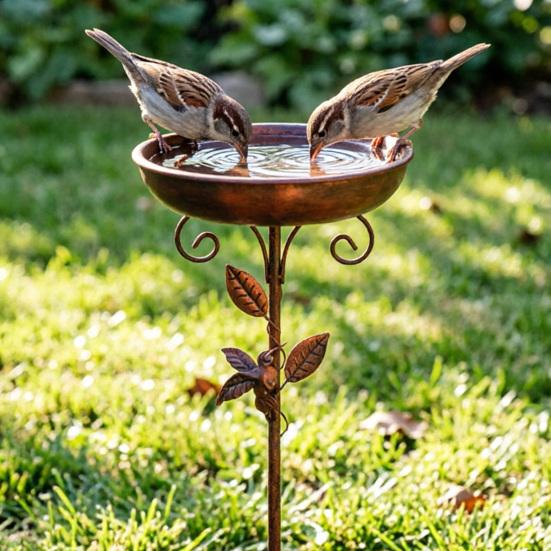 Außen Eisen Vogeltränke Retro Garten Vogelhäuschen mit abnehmbarer Schale 5-Zinken-Erdspieß Wildvogel Futterspender Vogelbad für Hinterhof Terrasse