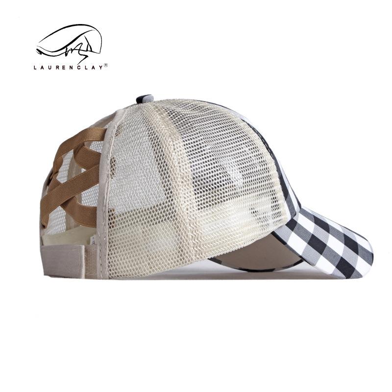 Peaked Cap Women Spring and Summer Outdoor Travel Sunscreen Sunshade Sun Hat Plaid Mesh Hat Ponytail Baseball Cap