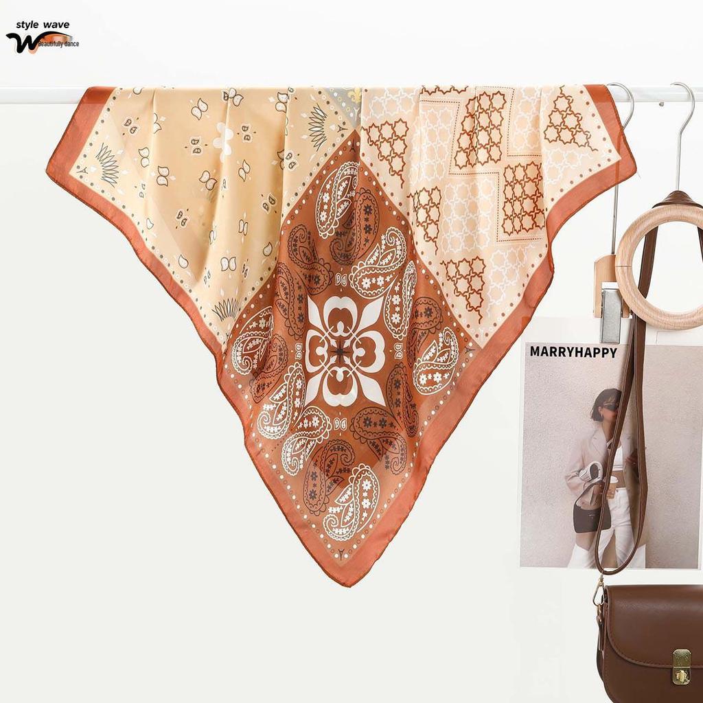 Retro Four-Grid Silk Cashew Women's Scarf: Versatile Neck or Shirt Accessory