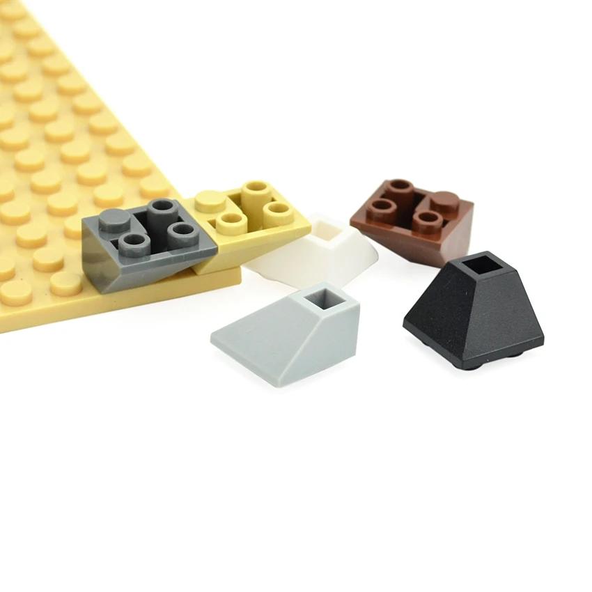 30 sztuk Klocki pochyłe 2x2 45 Odwrócone Podwójne DIY Oświecić Dach Klocki Budowlane Zestaw Cząsteczki Leduo Zabawka Kompatybilna z 3676