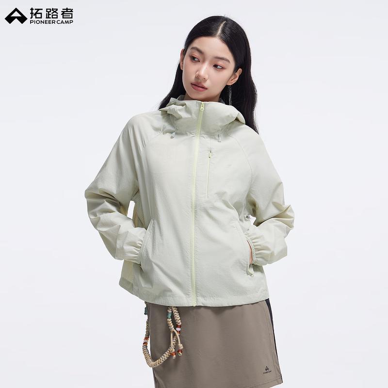 Tuoluzhe Women's Outdoor Skin Jacket GPF619011