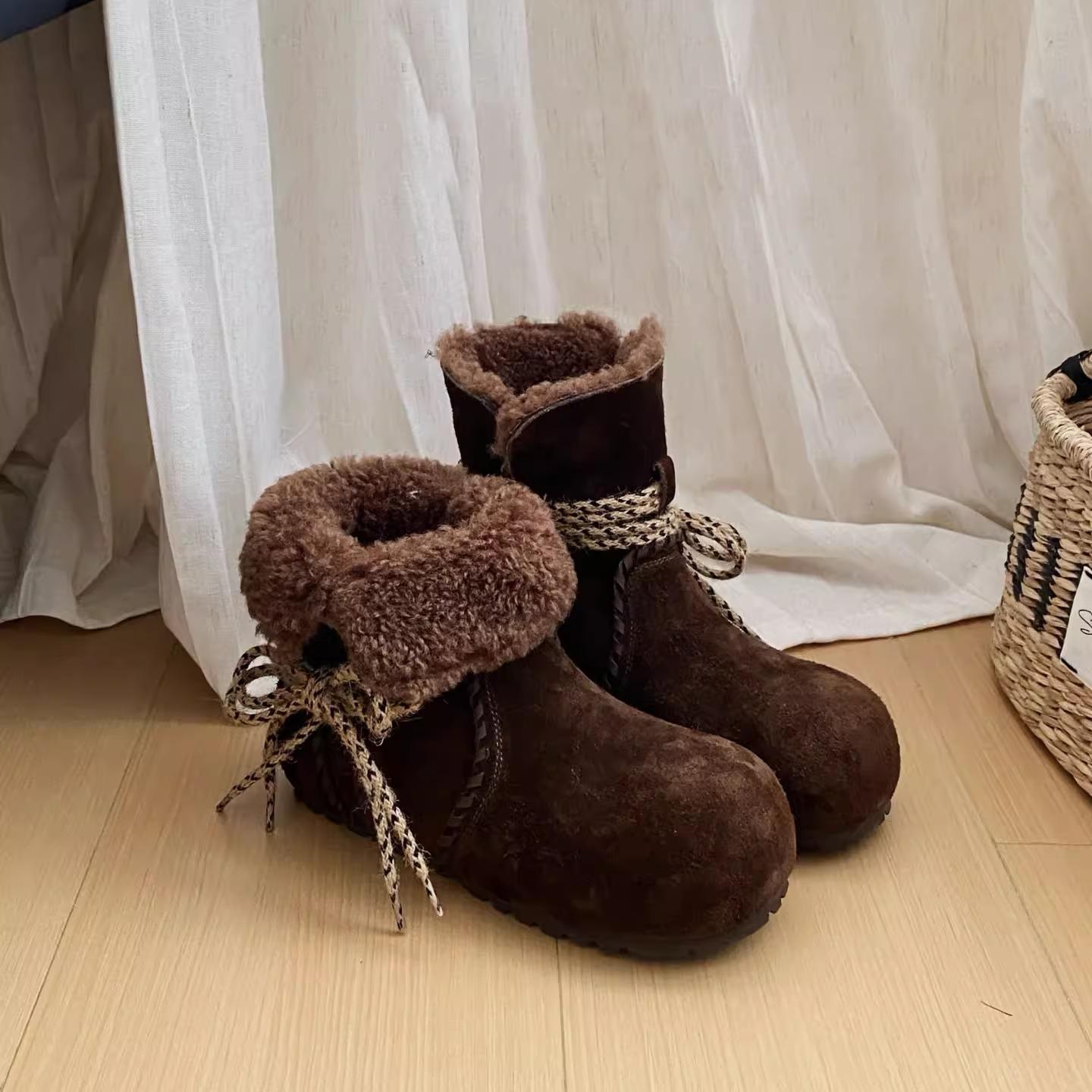 

Fair Island strap inner height-increasing snow boots women s 2025 winter leather velvet short boots thick-soled two-wear fluffy boots 40