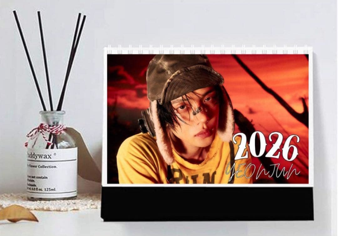 

[USED] TXT Yeonjun 2026 Desk Calendar Korean Goods New Diary Photo