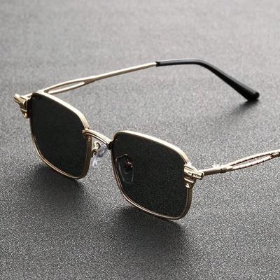 Brillen en accessoires – Zonnebrillen