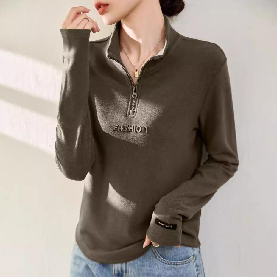 

Ankola Красный бархатный топ с полувысоким воротником на молнии для женщин - Осень/Зима 2024 Medium