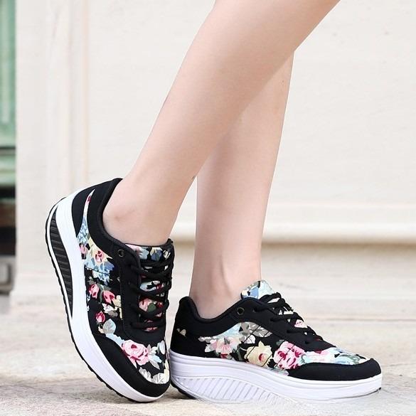 Fashion 2025 Platform Women's Sports Shoes Wedges Solid Color Versatile Sneakers Non-slip Vulcanize Shoes Zapatillas De Deporte