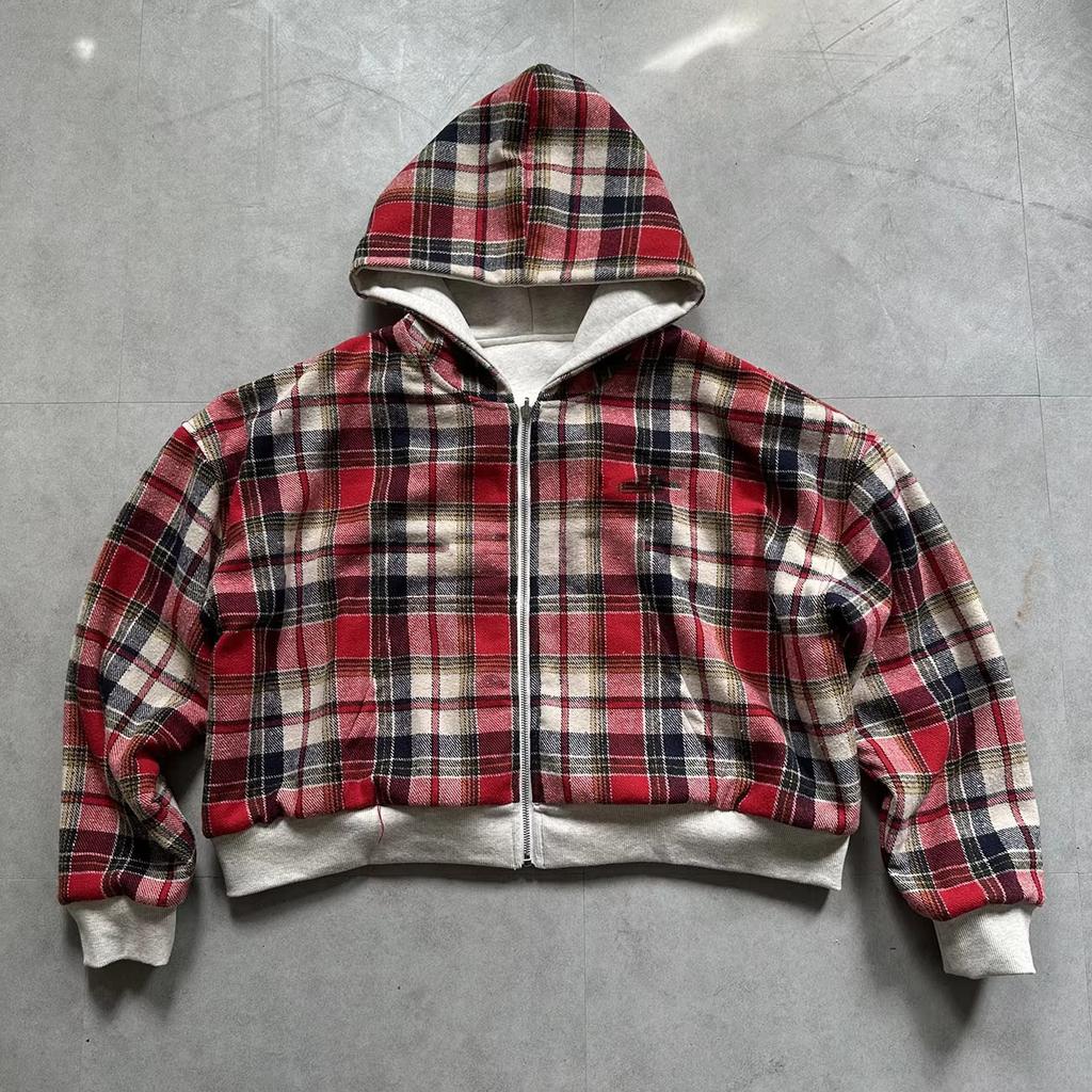 Sudadera Gris con Capucha y Cremallera con Forro de Camisa a Cuadros Aspecto en Capas