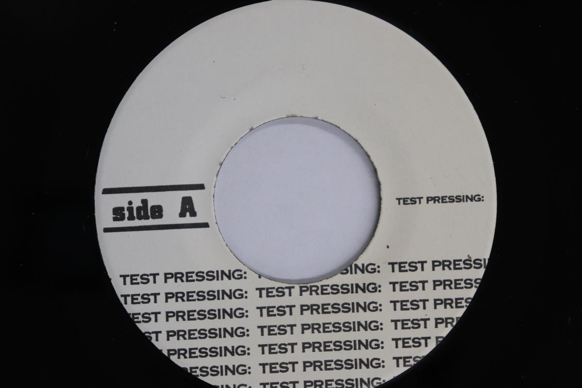 

7inch Record PAUL HALL - Great Pain / Great Dub NONE NOT ON LABEL UK Reggae, Ska & Dub Used