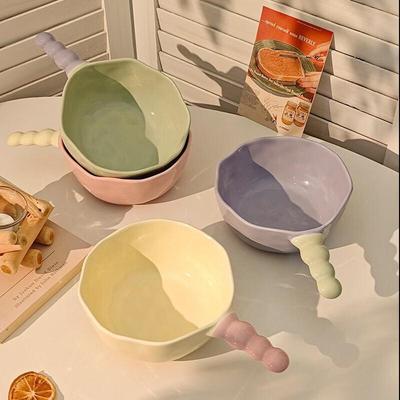 6-calowa koreańska ceramiczna miska na sałatkę w stylu kremowym z uchwytem