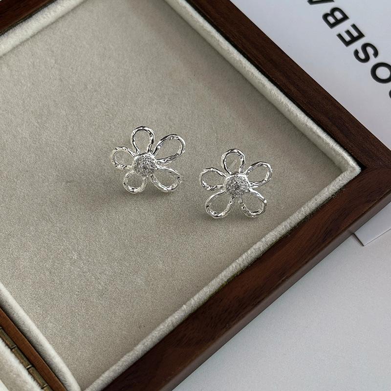 925 Silver Earrings Woman Irregular Flower Piercing Luxury Earrings High Quality Engagement Wedding Vintage Jewelry Accesories