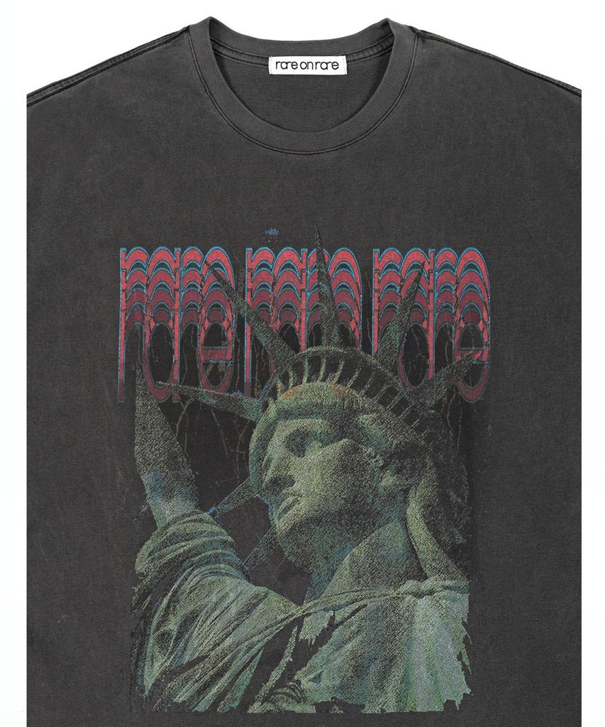 Leeoonleeo American Dream Graphic T-Shirt (Short)