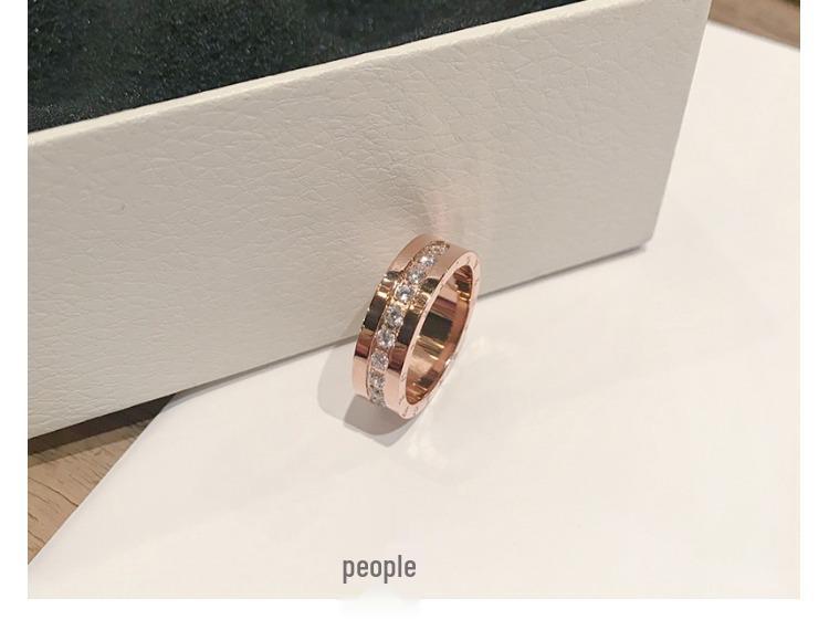 Korean Style Rose Gold Micro-Inlaid Diamond Titanium Steel Ring for Men and Women