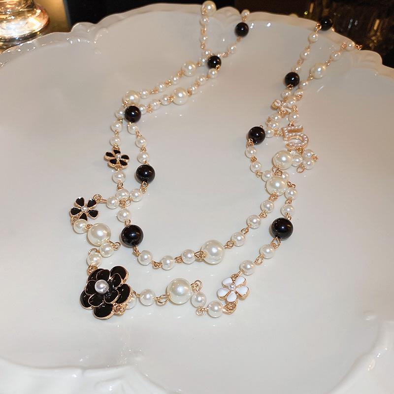 Korean Fashion Pearl Necklace - Extra Long, Elegant Sweater Chain for Autumn/Winter