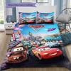 Dreiteiliges Bettwäsche-Set mit Cars-Cartoon-Print, bestehend aus Bettbezug und Kissenbezügen, weich und atmungsaktiv, Bettdecke nicht enthalten.