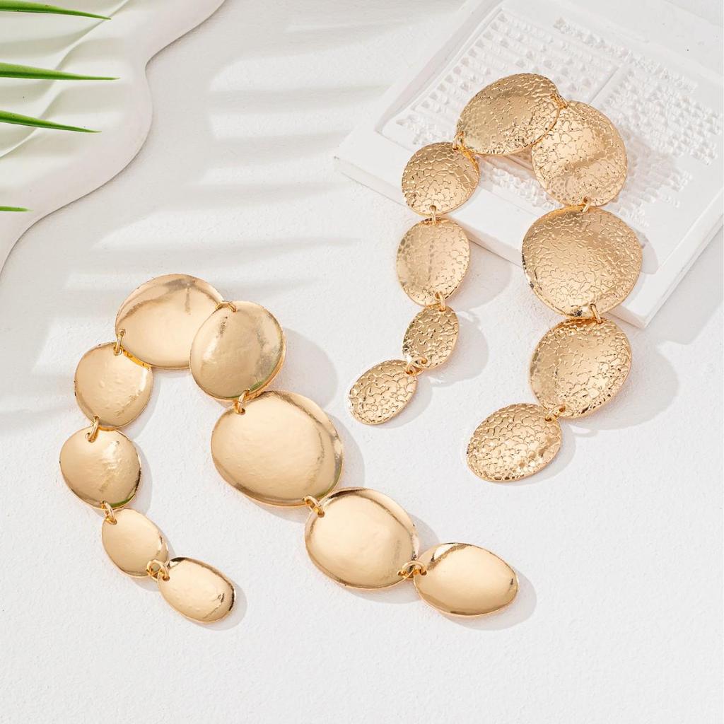 Chic Geometric Oval Metal Long Stud Earrings – Large, Versatile, and Stylish Dangle Design
