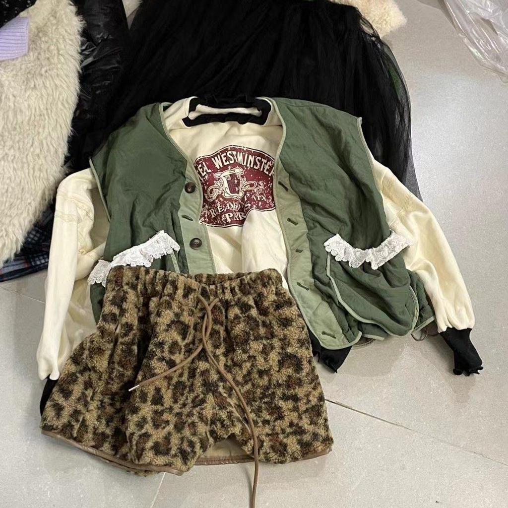 Autumn Winter Leopard Print Wide-Leg Lambswool Shorts - Warm and Slimming Casual Pants for Women