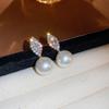 Real gold electroplated silver needle diamond set pearl earrings French retro light luxury stud earrings fashion temperament simple earrings