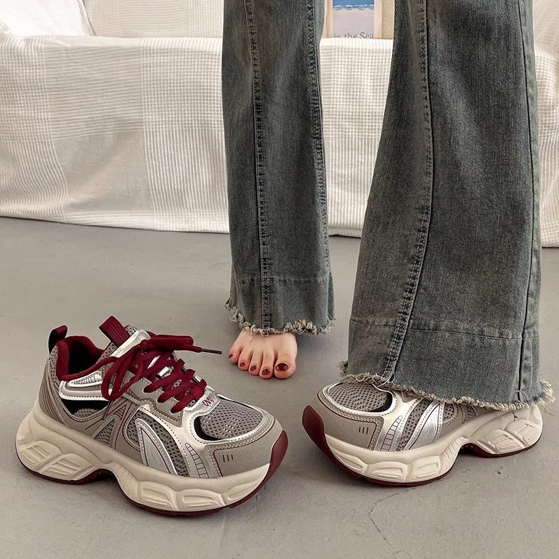 Versatile platform dad shoes women's 2025 spring new student casual women's shoes mesh super fire thin running shoes