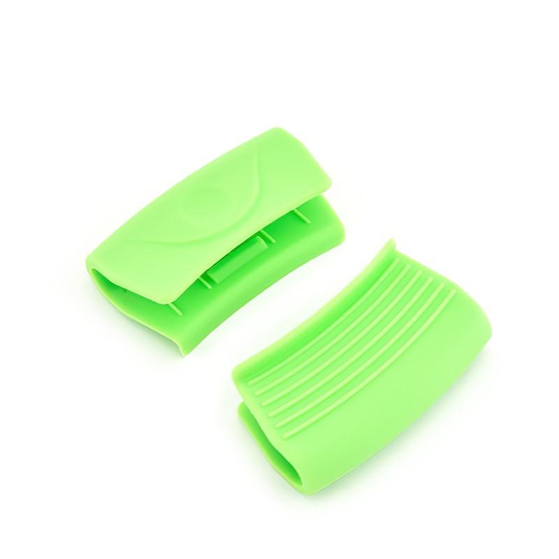 A Pair of Silicone Insulating Pot Ear Clips