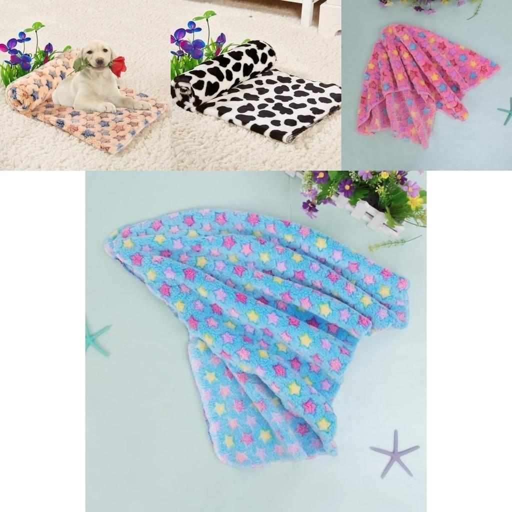 Weiche und kuschelige Korallwolle Haustierdecke für Hunde und Katzen im Herbst und Winter