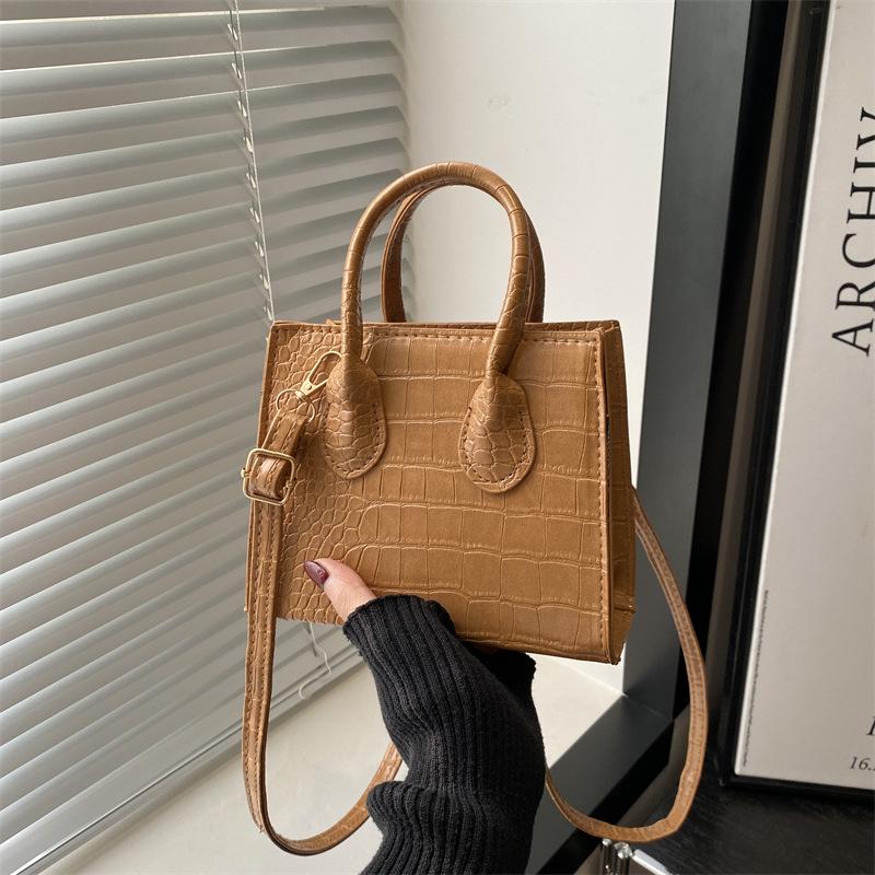 

Ретро Сумка через плечо Повседневная Сумка на плечо & Рюкзак: Стильный, универсальный и простой коричневый