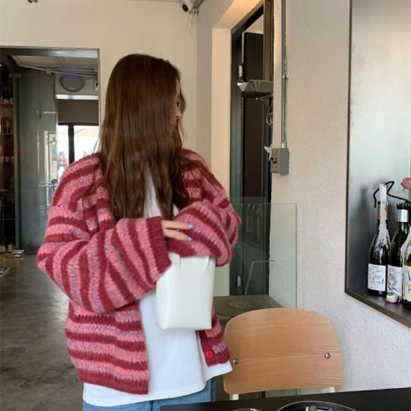 Damen Oversized V-Ausschnitt Strick Cardigan Pullover Rote Streifen Weich Gemütlich Winter Oberbekleidung Lässig Lockere Passform