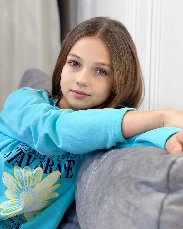 Sleepwear (Girls Over 4 Y.o.) Demi-season 6076-023-33-2 HC