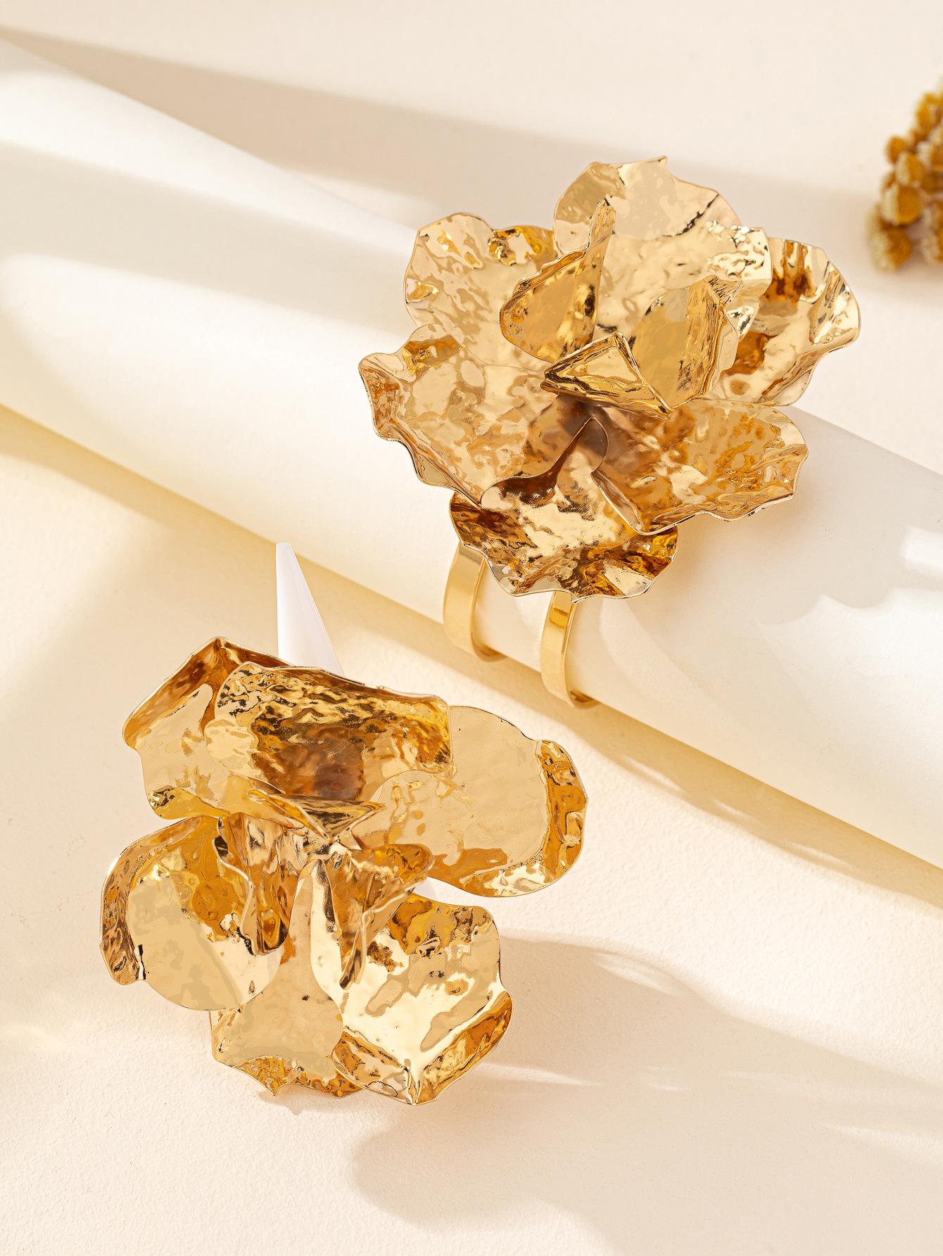 Браслет с преувеличенным темпераментом, Крупное трехмерное кольцо-цветок, Неправильный плиссированный металлический высококлассный набор украшений