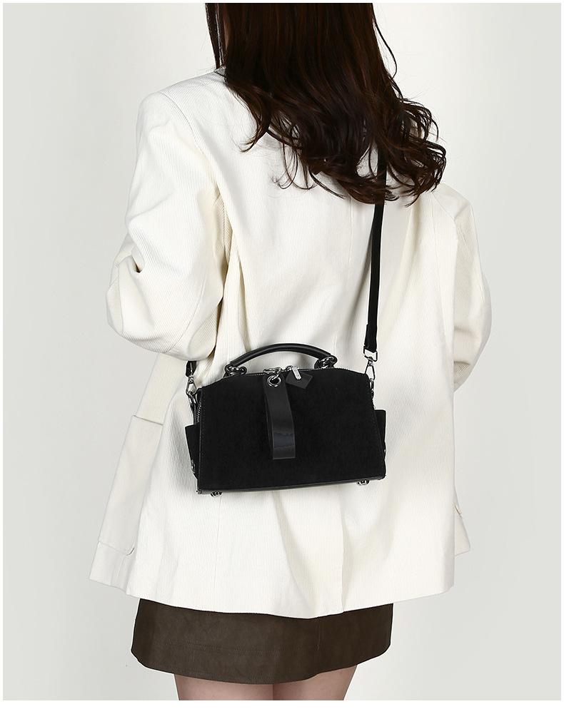 New Fashion Trends, Niche Boston Bags Lead the Trend!