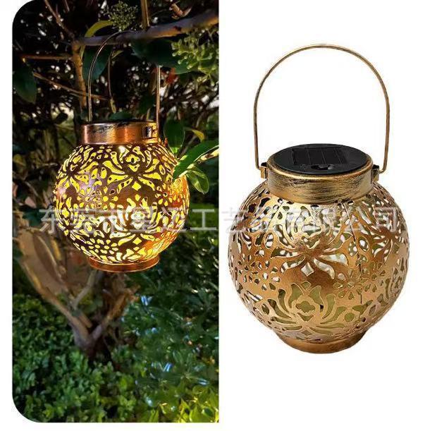 Solar Rose Flower Iron Art Lamp for Outdoor Courtyard & Park.