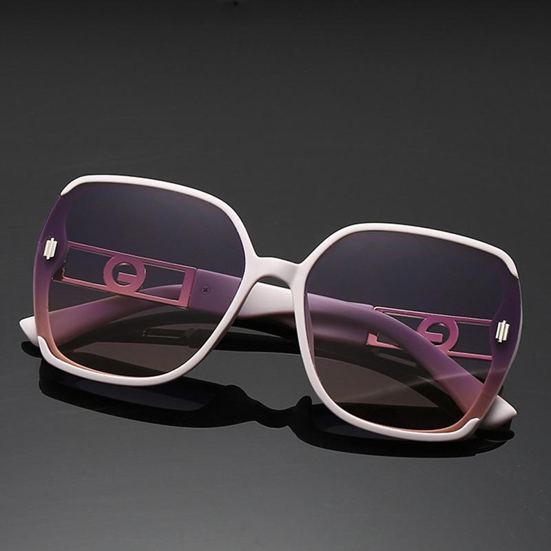 Stylish Women's G Brand Large Frame Sunglasses - Trendy European & American Design with High-End Sun Protection