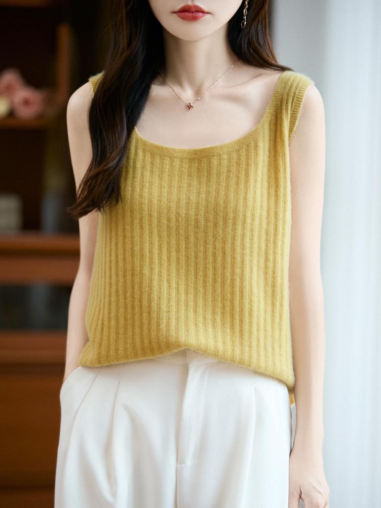 100% Wool Osmanthus Stitch Women's Camisole Vest - Sleeveless Knit Base Layer for Autumn/Winter.