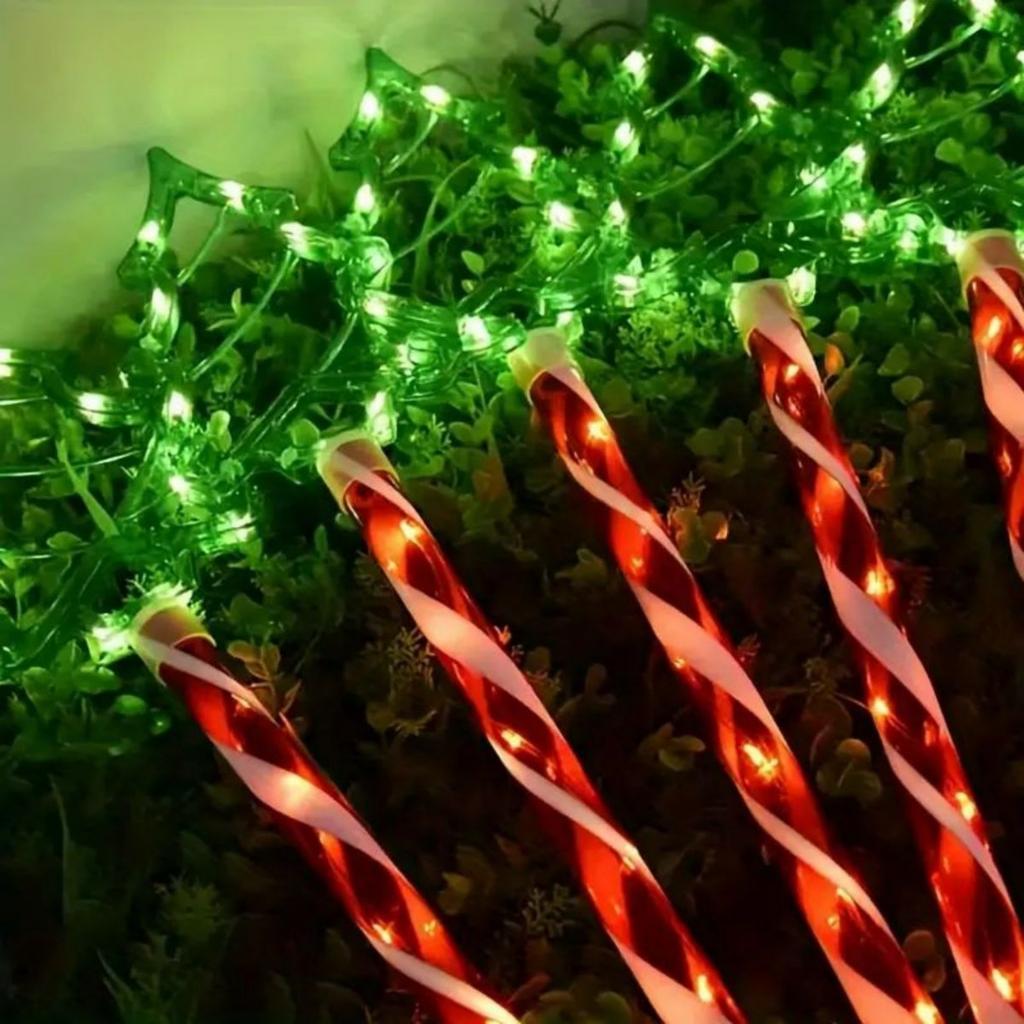 Christmas Solar Track Lights, Set Of 5 Or 8 Christmas Lights, Stake Christmas Decorations, LED Lights For Yard Grass Patio Walkway Decor