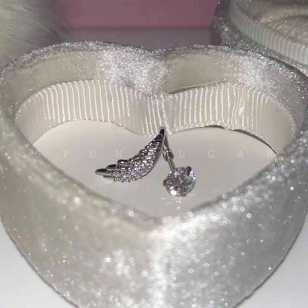 Elegant Titanium Angel Wing Helix Piercing with Diamond Stud for Women